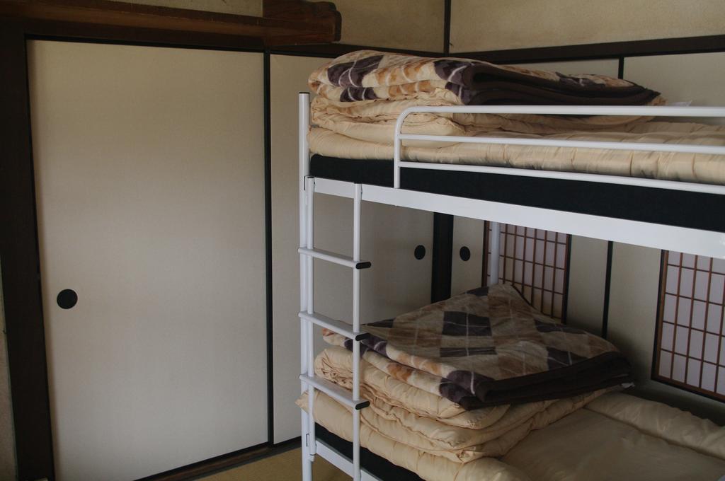 Kominka Guesthouse Hagi Akatsukiya Стая снимка